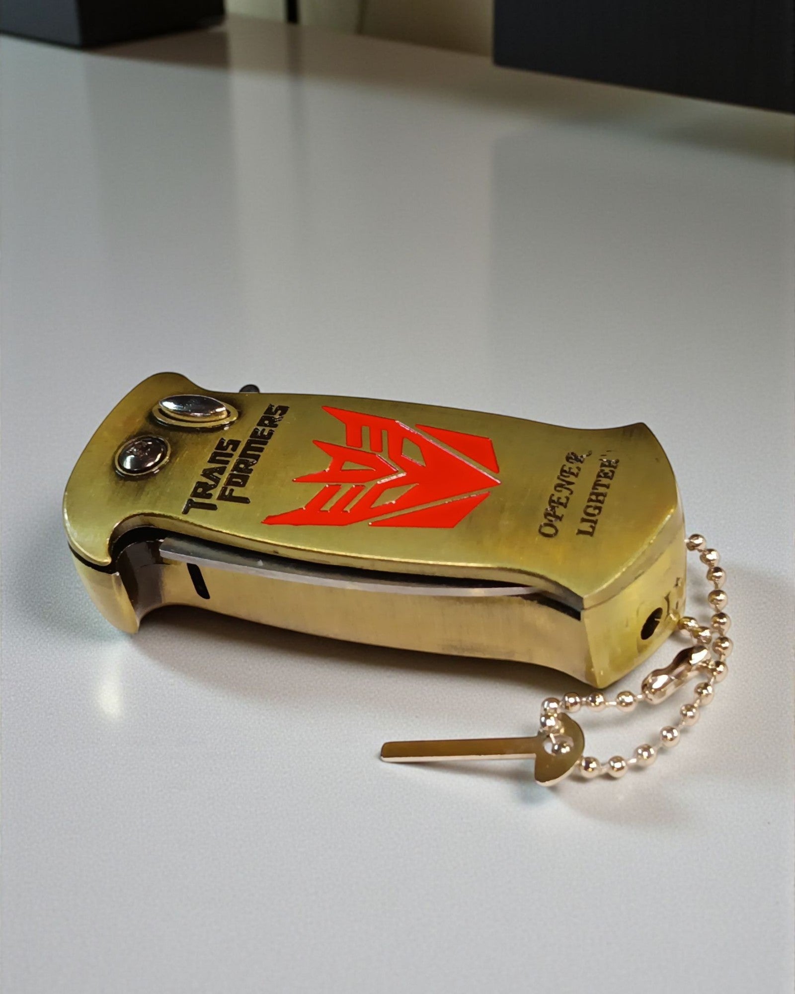 Transformer Lighter with Safety Knife