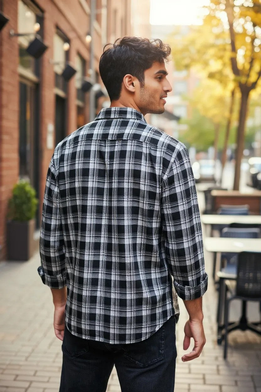 Tom Hatton Check Shirt Black SA 5235