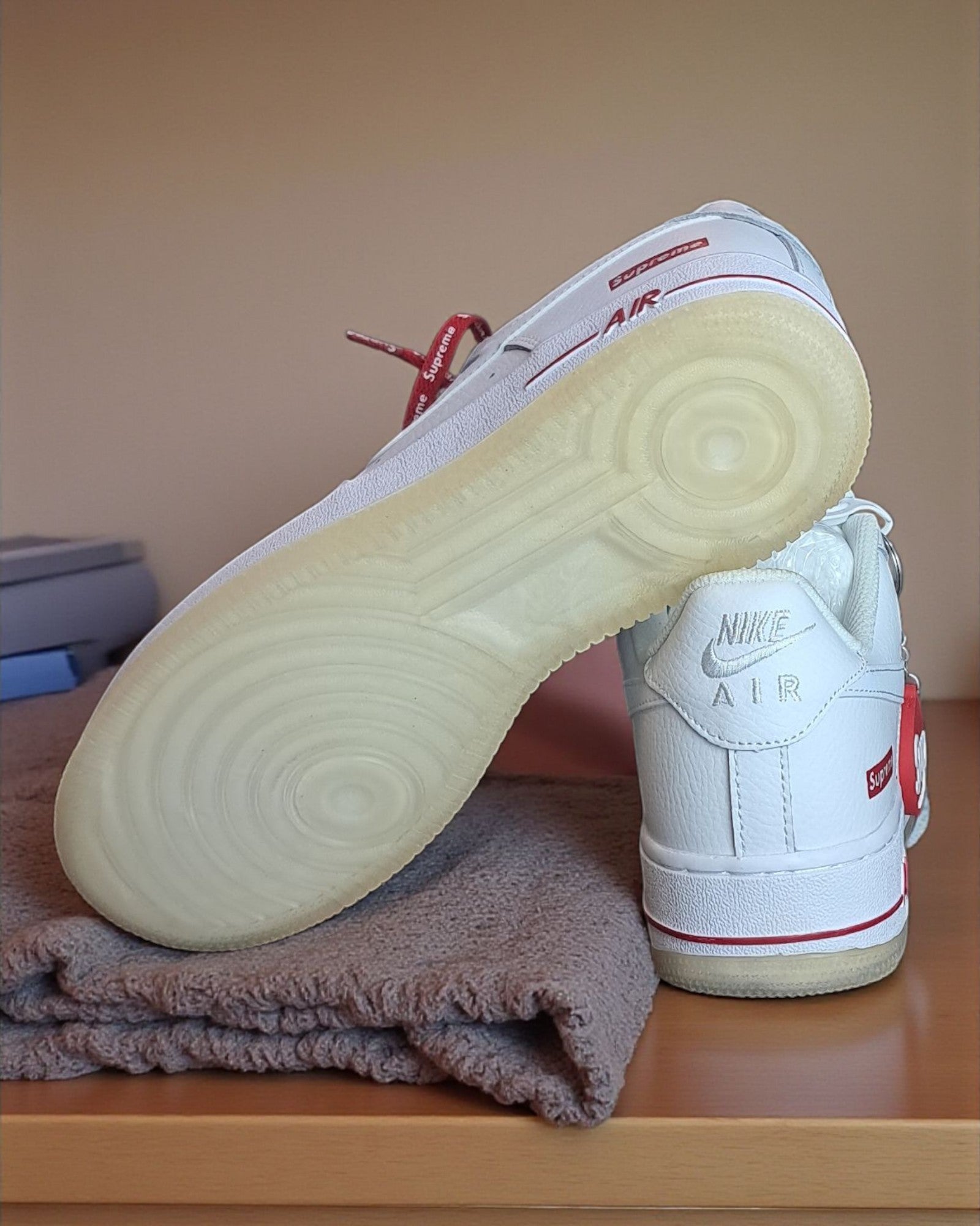 Nike Air Force 1 Supreme