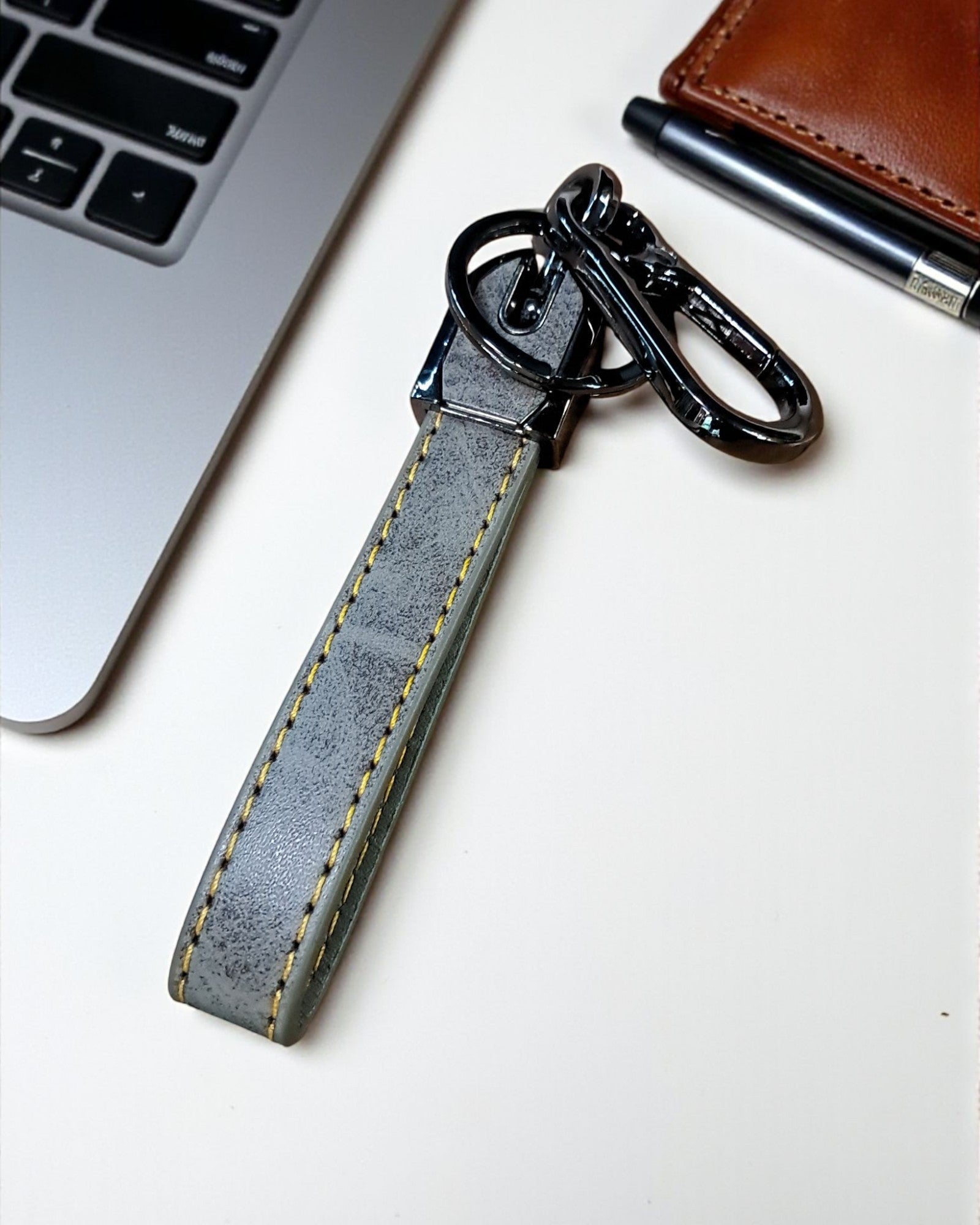 Kia Keychain with PU Leather Side Stich Straps
