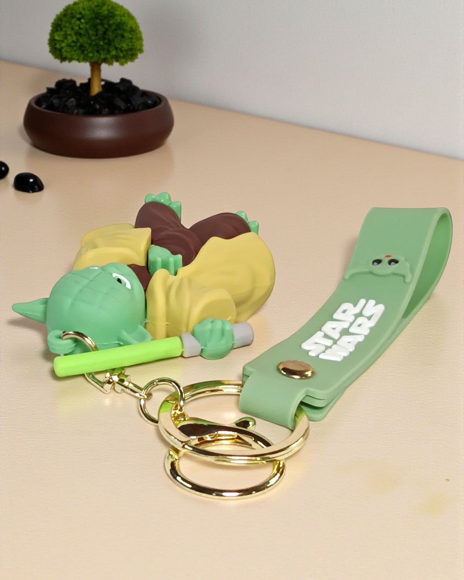 Star War Yoda with Loop and Hook Keychain