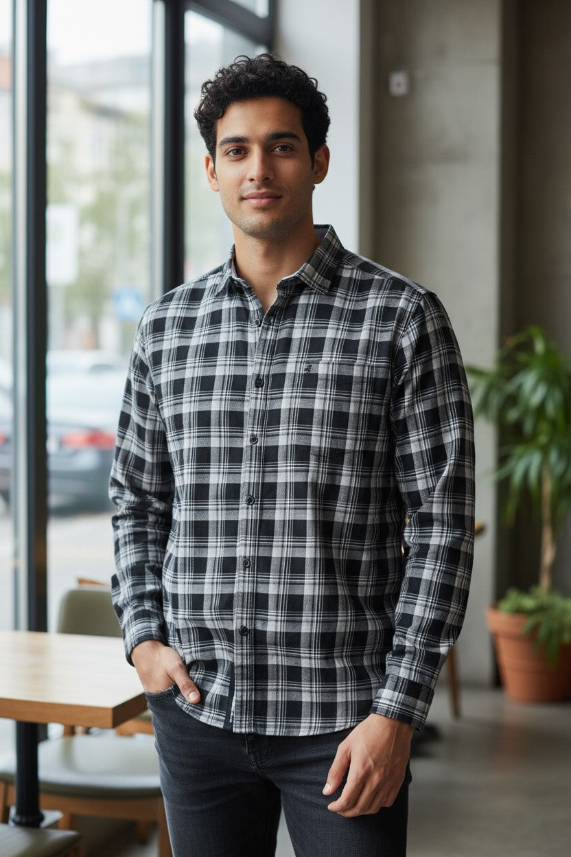 Tom Hatton Check Shirt Black SA 5235