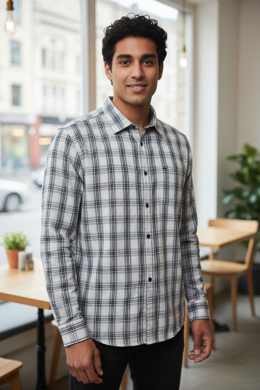 Tom Hatton Check Shirt White Grey HSA 6132