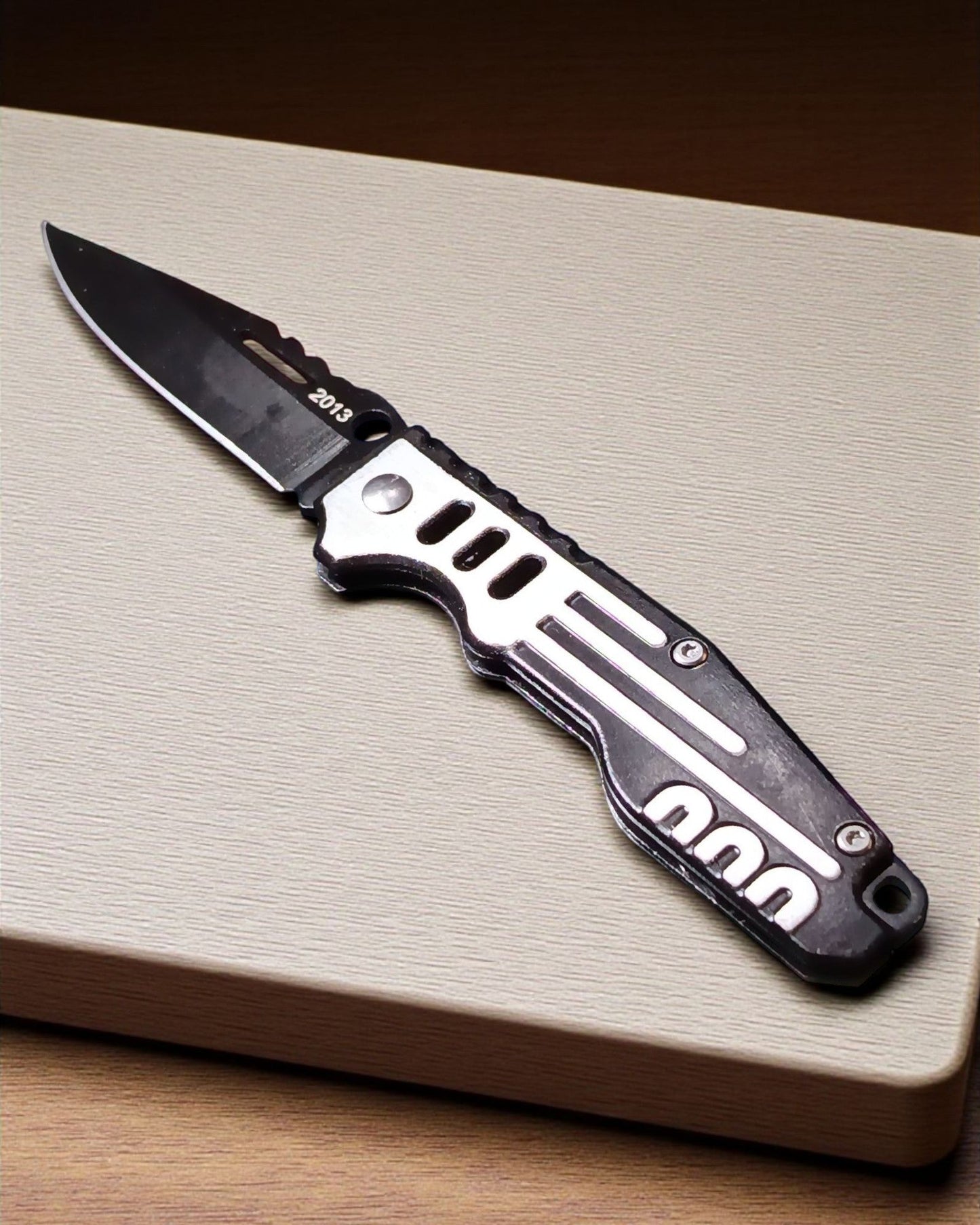 Self Defence Pocket Knife 2013