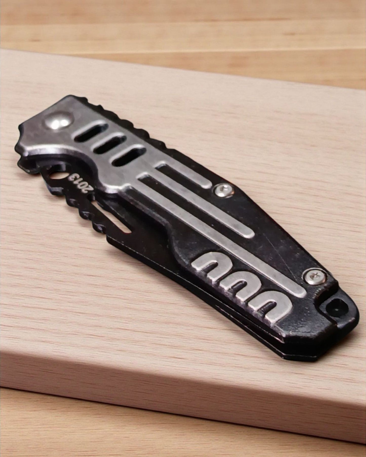 Self Defence Pocket Knife 2013