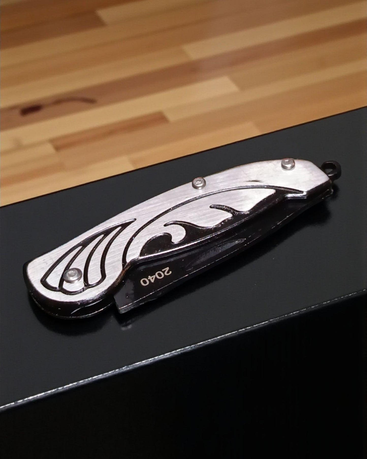 Self Defence Pocket Knife 2040