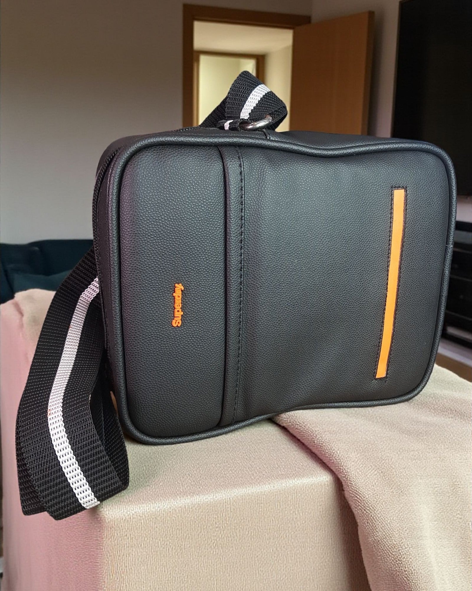 Small Cross Body Messenger Bag