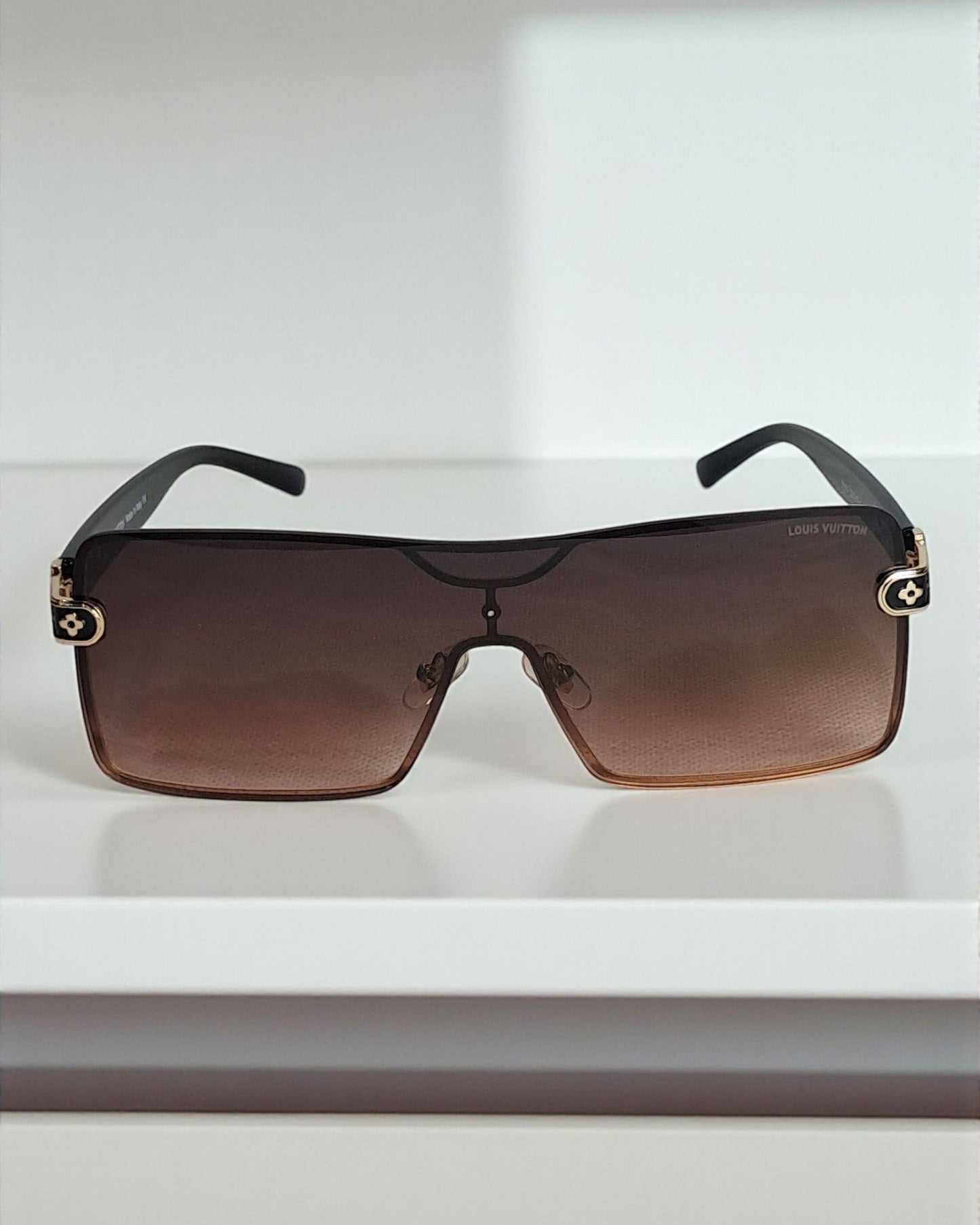 LV Retro Style Sunglasses for Men LV01