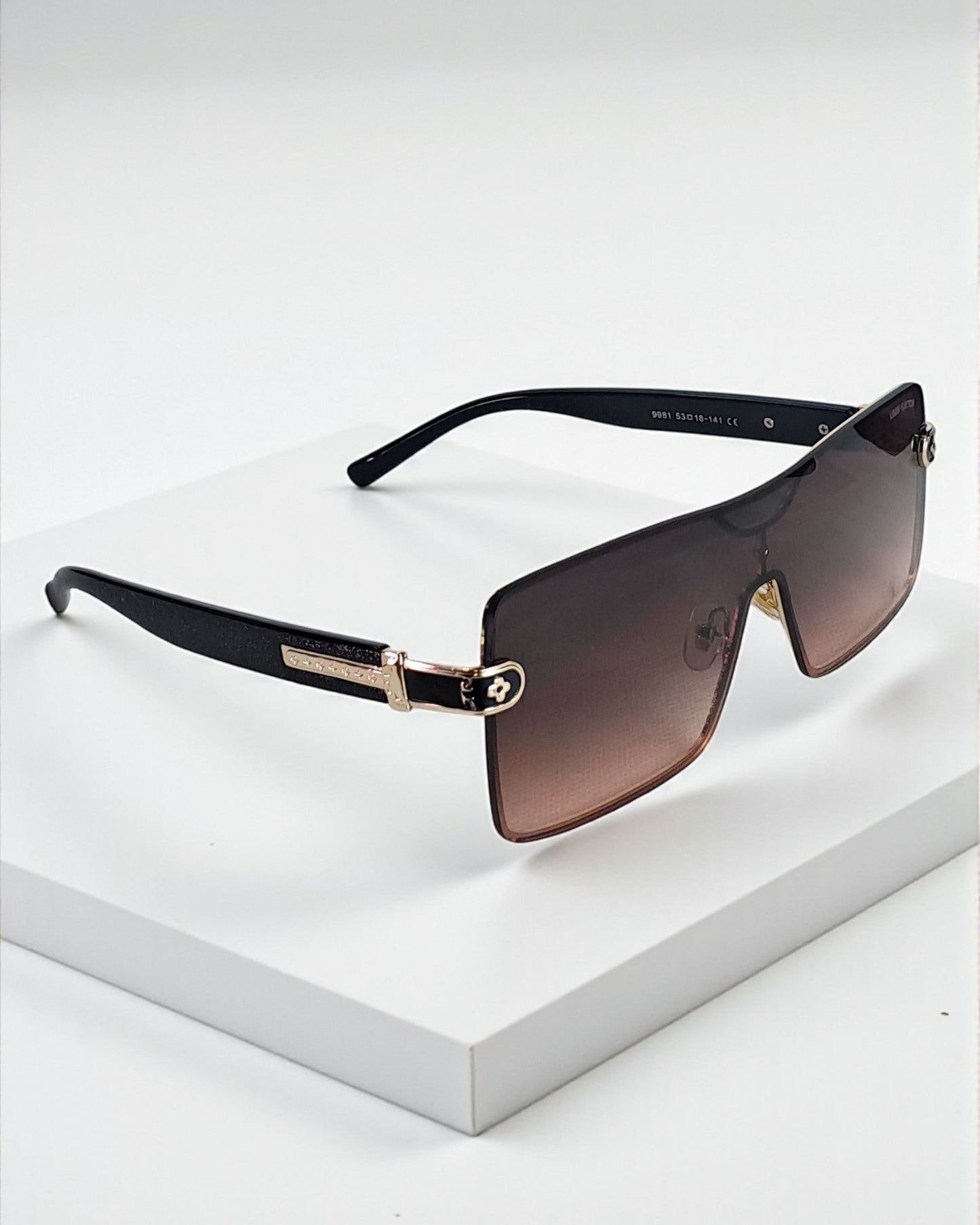 LV Retro Style Sunglasses for Men LV01