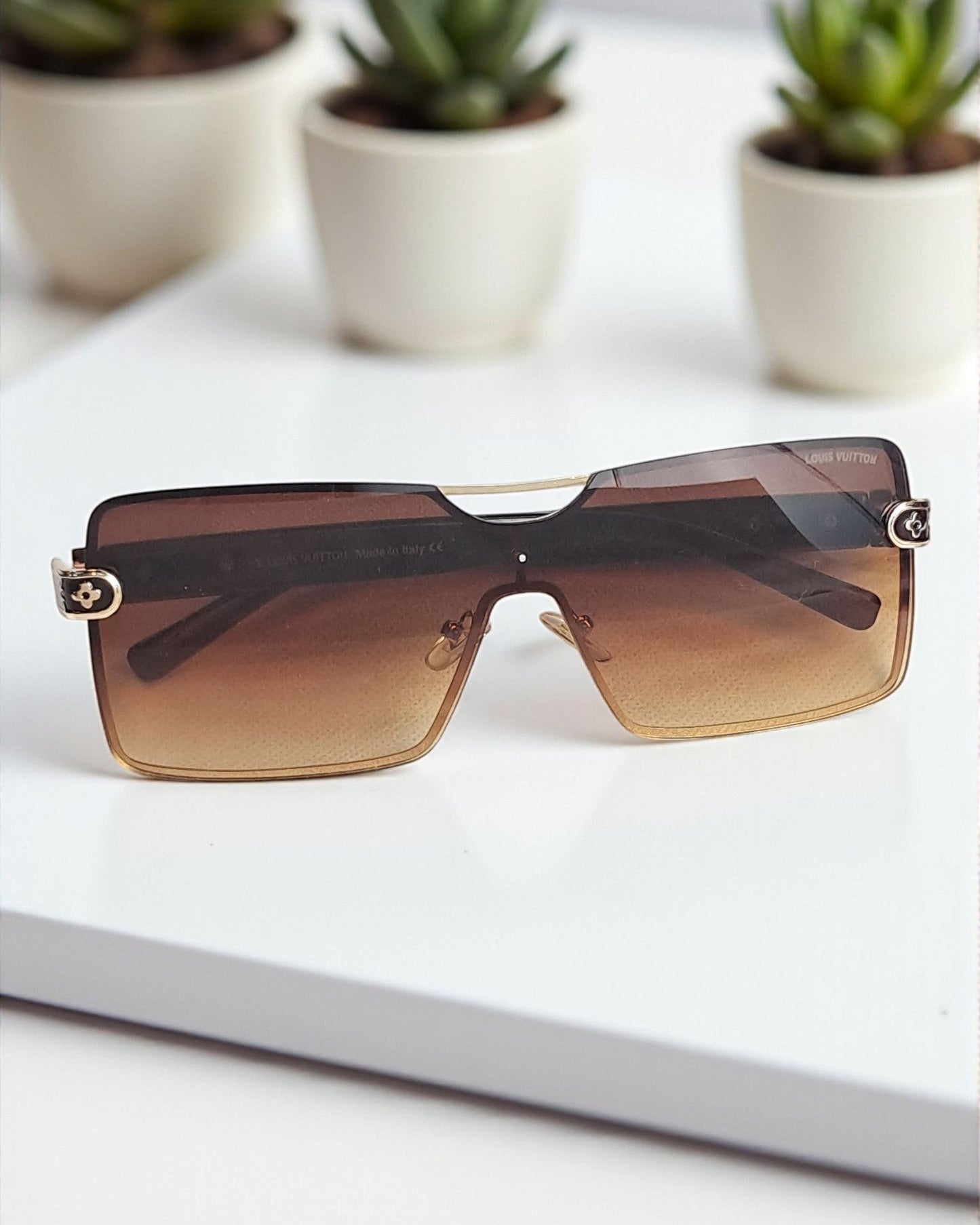 LV Retro Flat Sunglasses for Men LV02