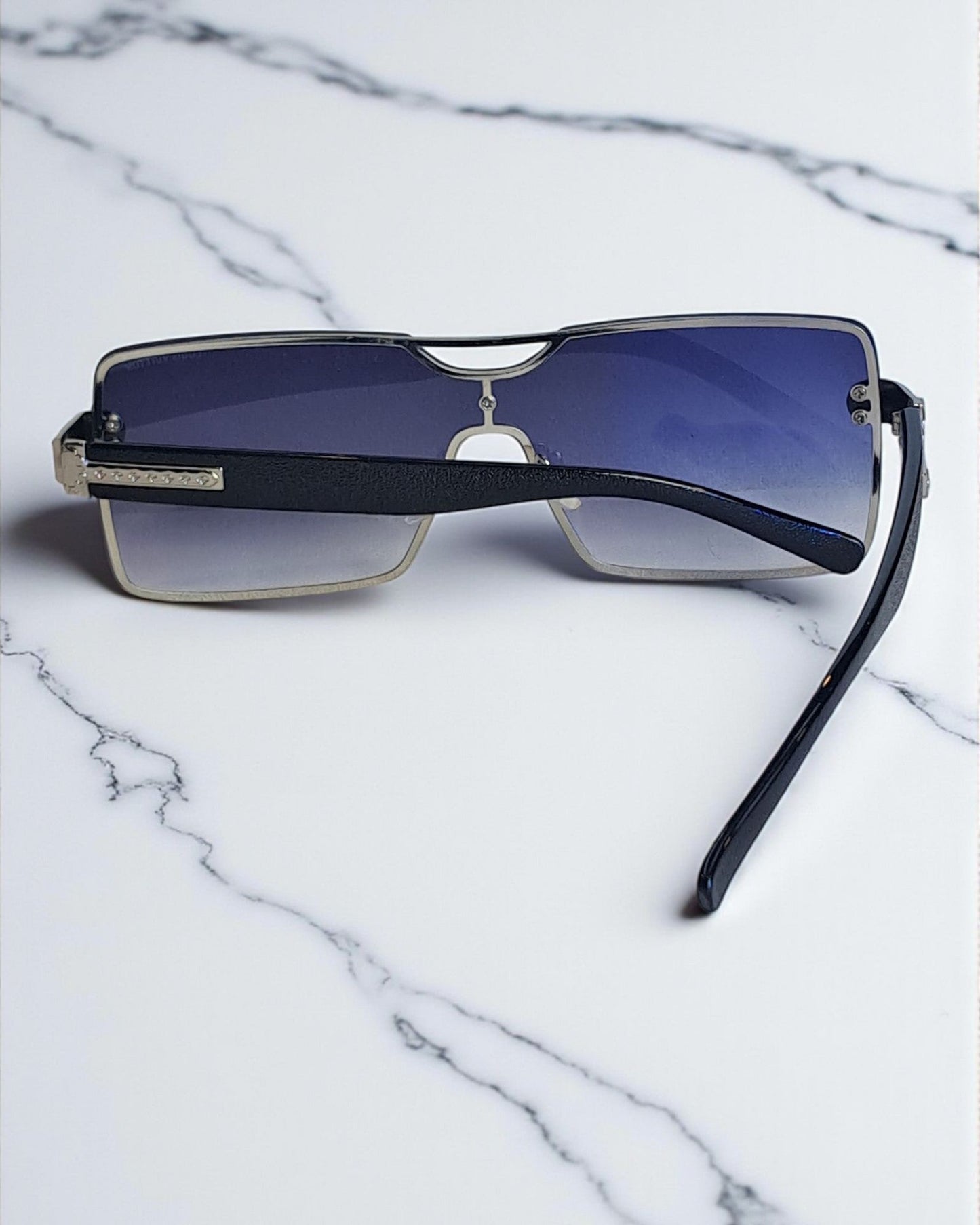 LV Retro Flat Sunglasses for Men LV02