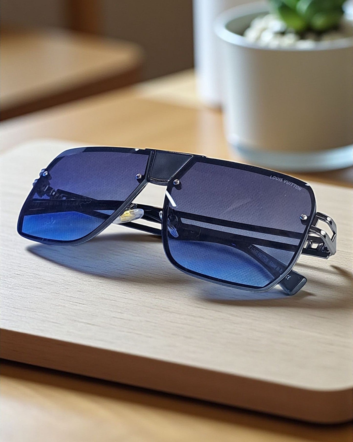 LV Oversized Sunglasses for Men LV03