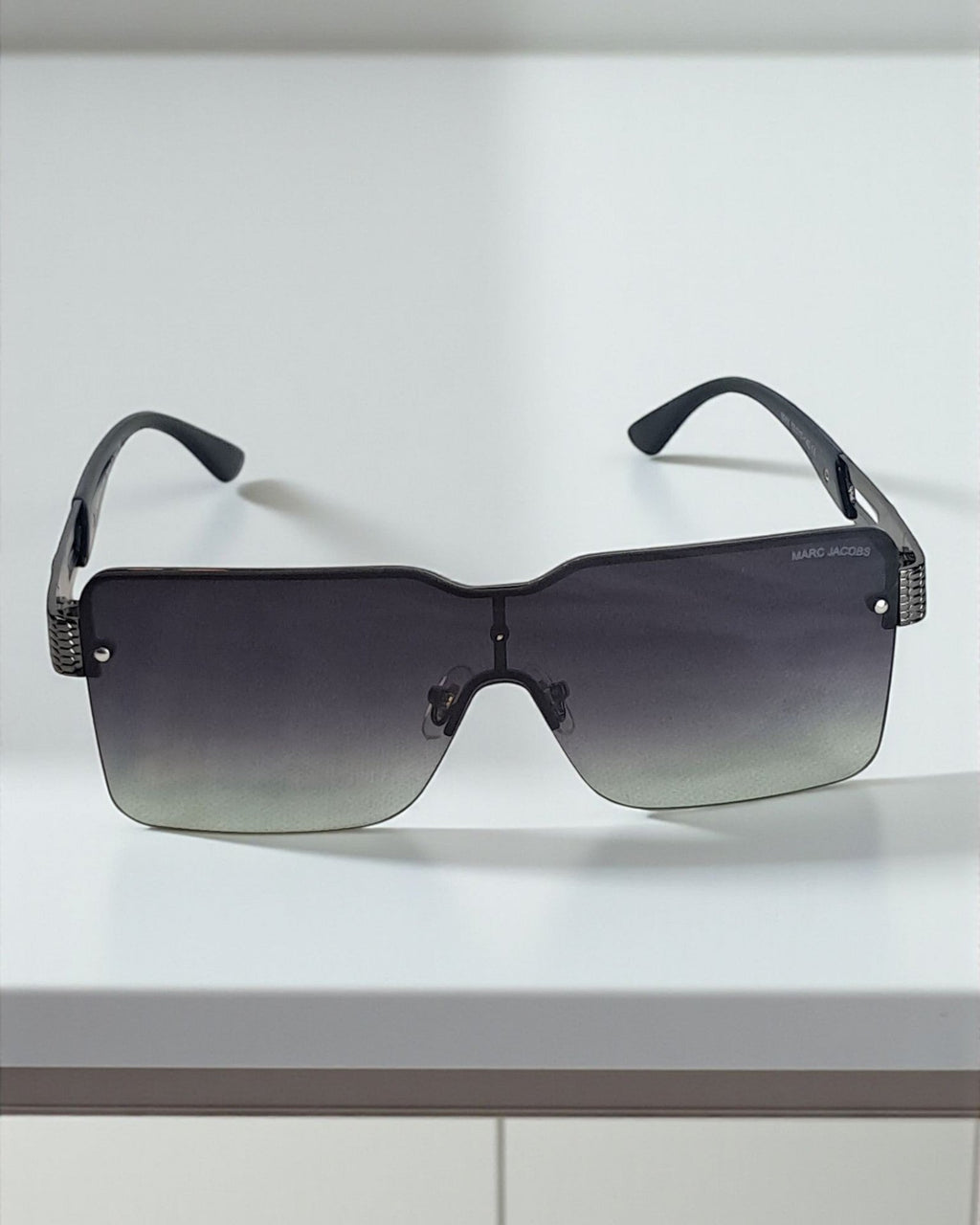 Marc Jacobs Retro Flat Sunglasses for Men MJ02