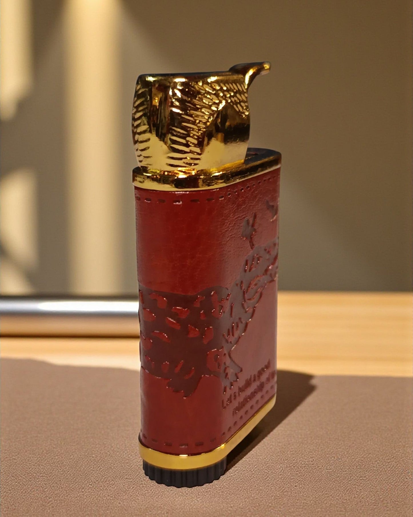 Crocodile Vintage Style Leather Wrapped Lighter