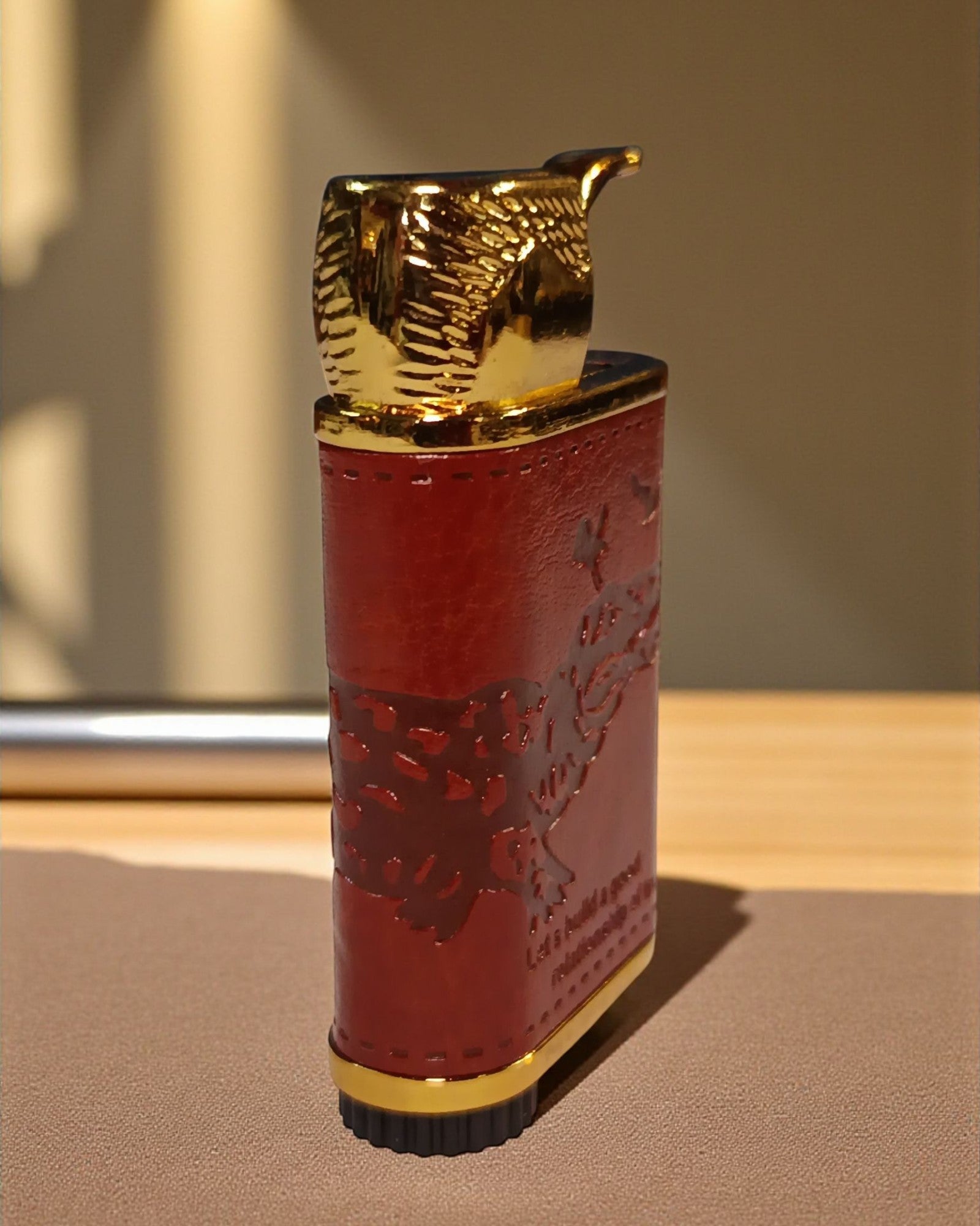 Crocodile Vintage Style Leather Wrapped Lighter