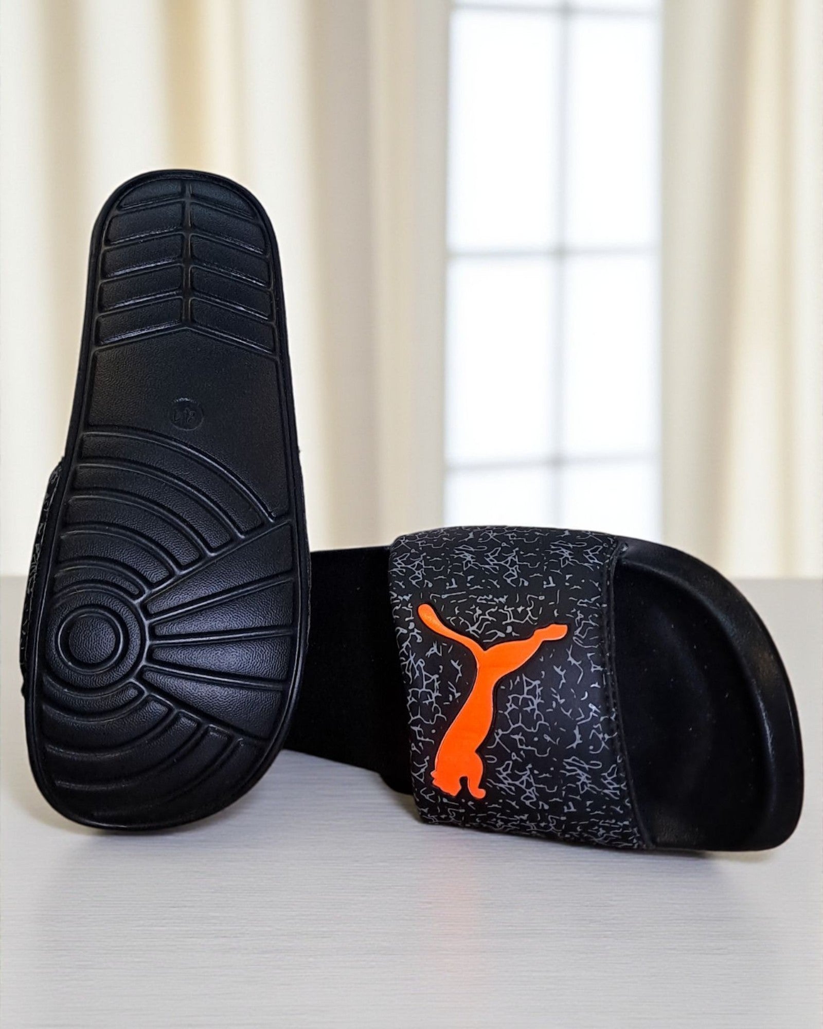 Puma Printed and Logo Slipper Black