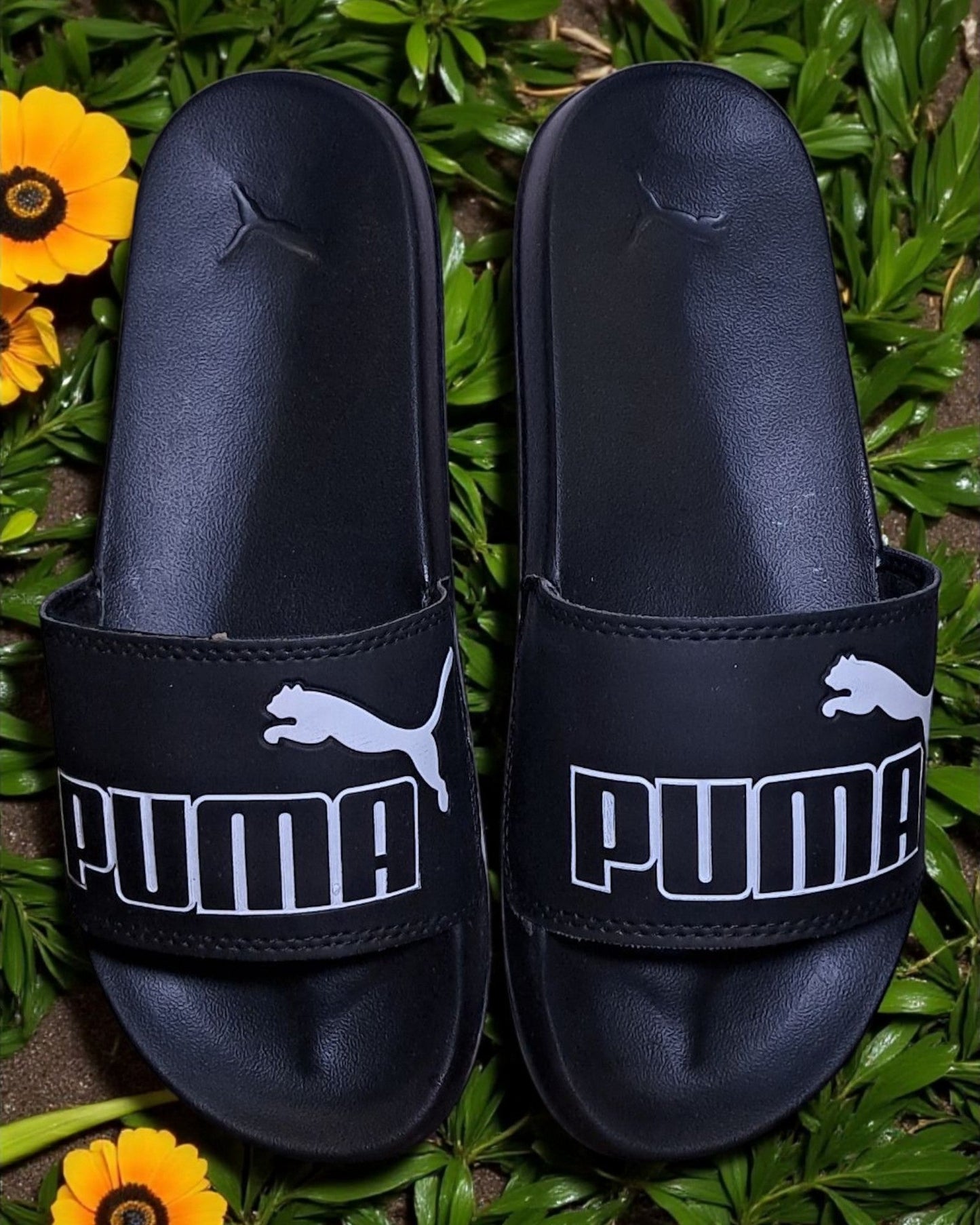 Puma Name and Logo Printed Slipper Black 02