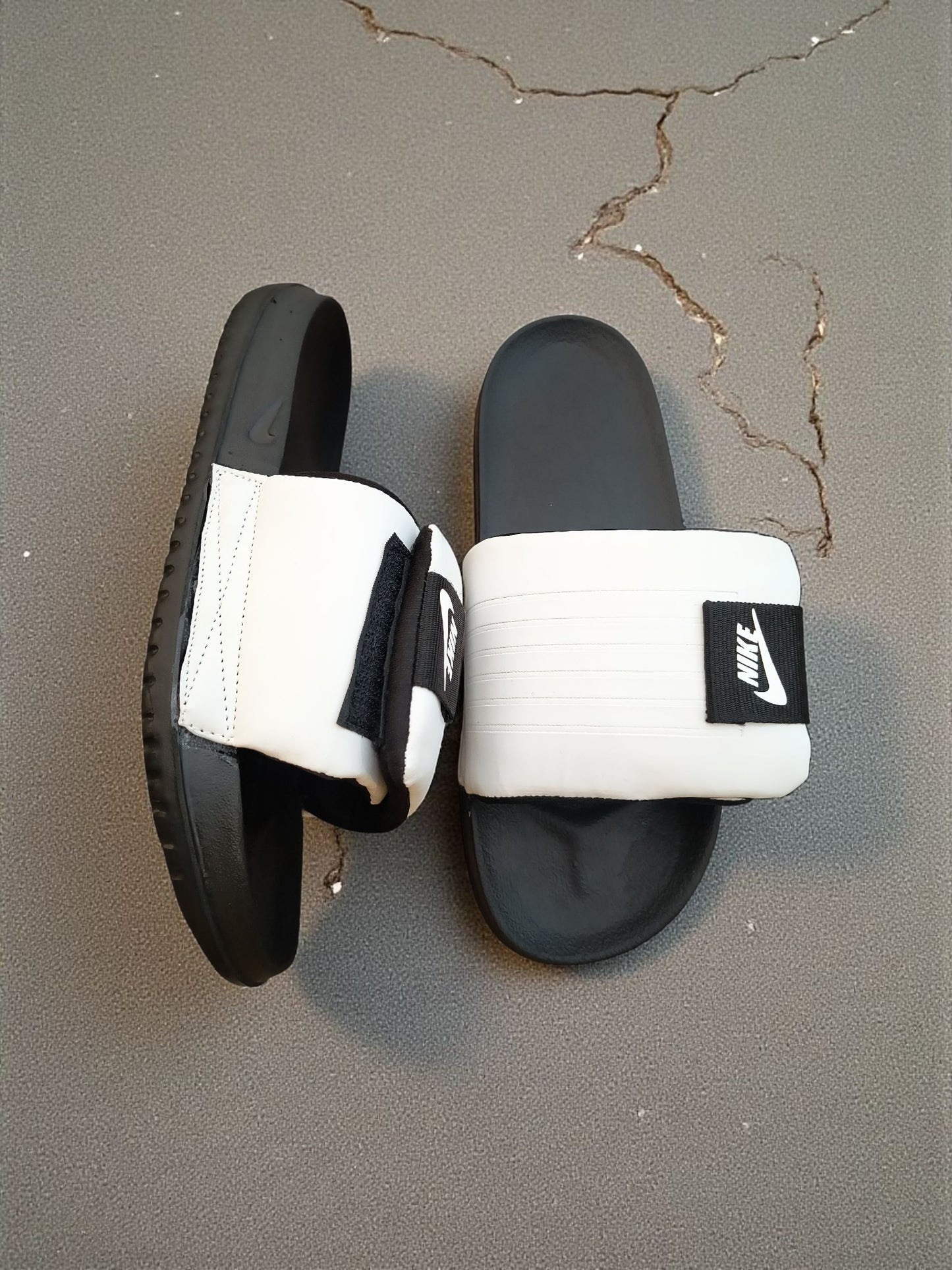 Nike Offcourt Sliders for Men White