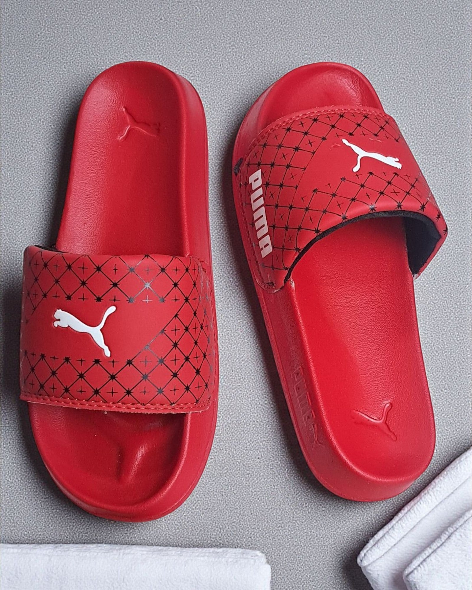 Puma Printed Sliders for Men P01