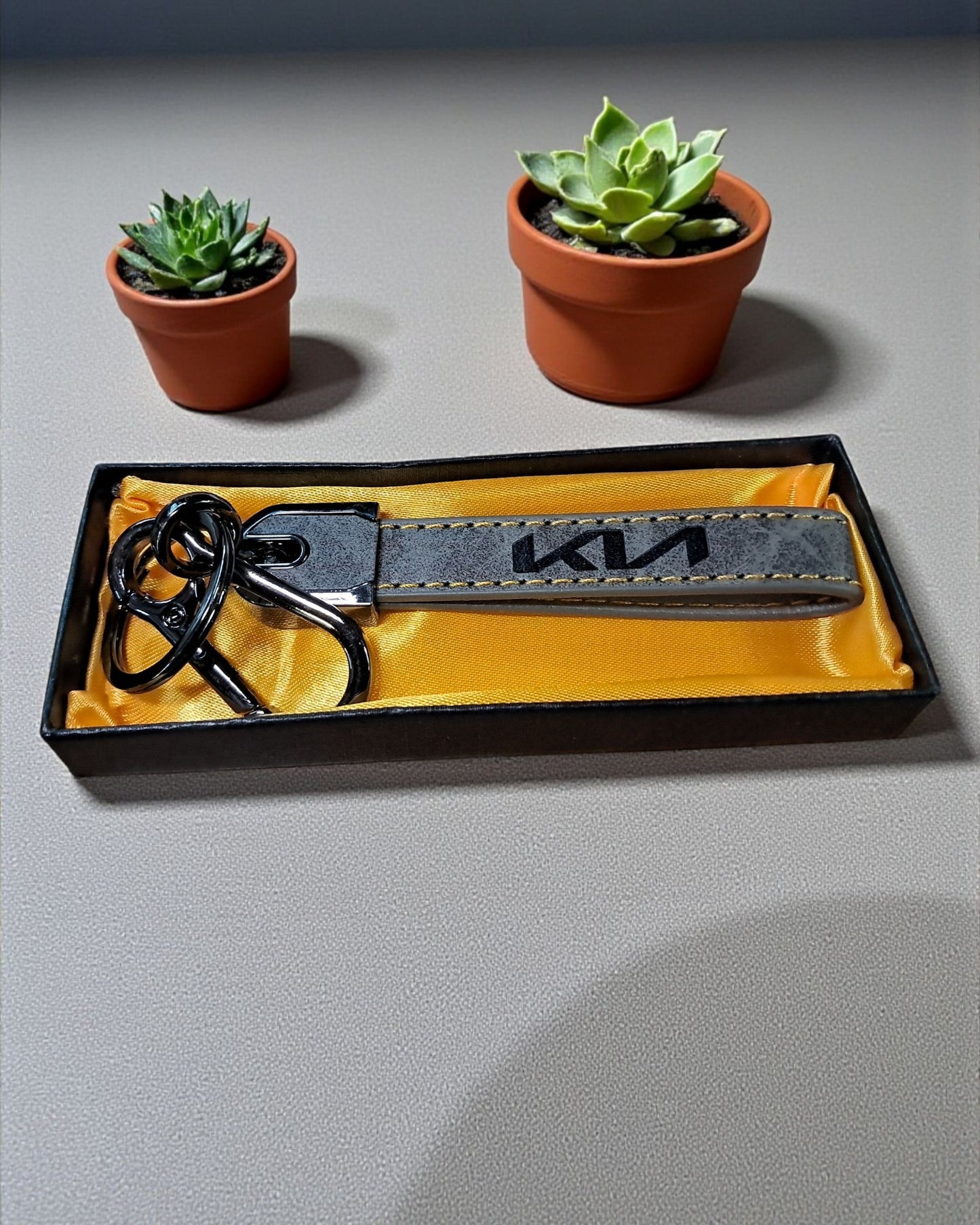 Kia Keychain with PU Leather Side Stich Straps