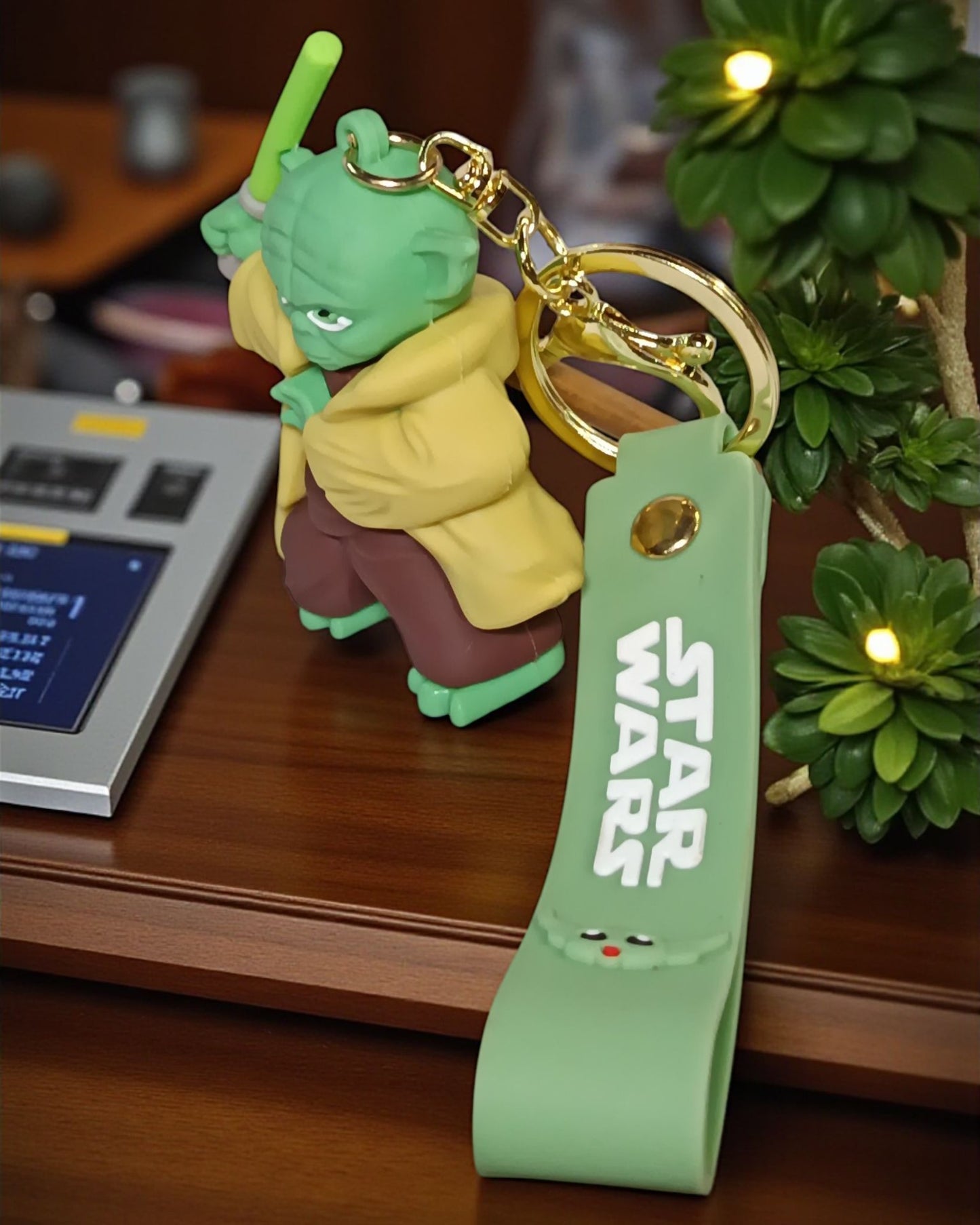 Star War Yoda with Loop and Hook Keychain