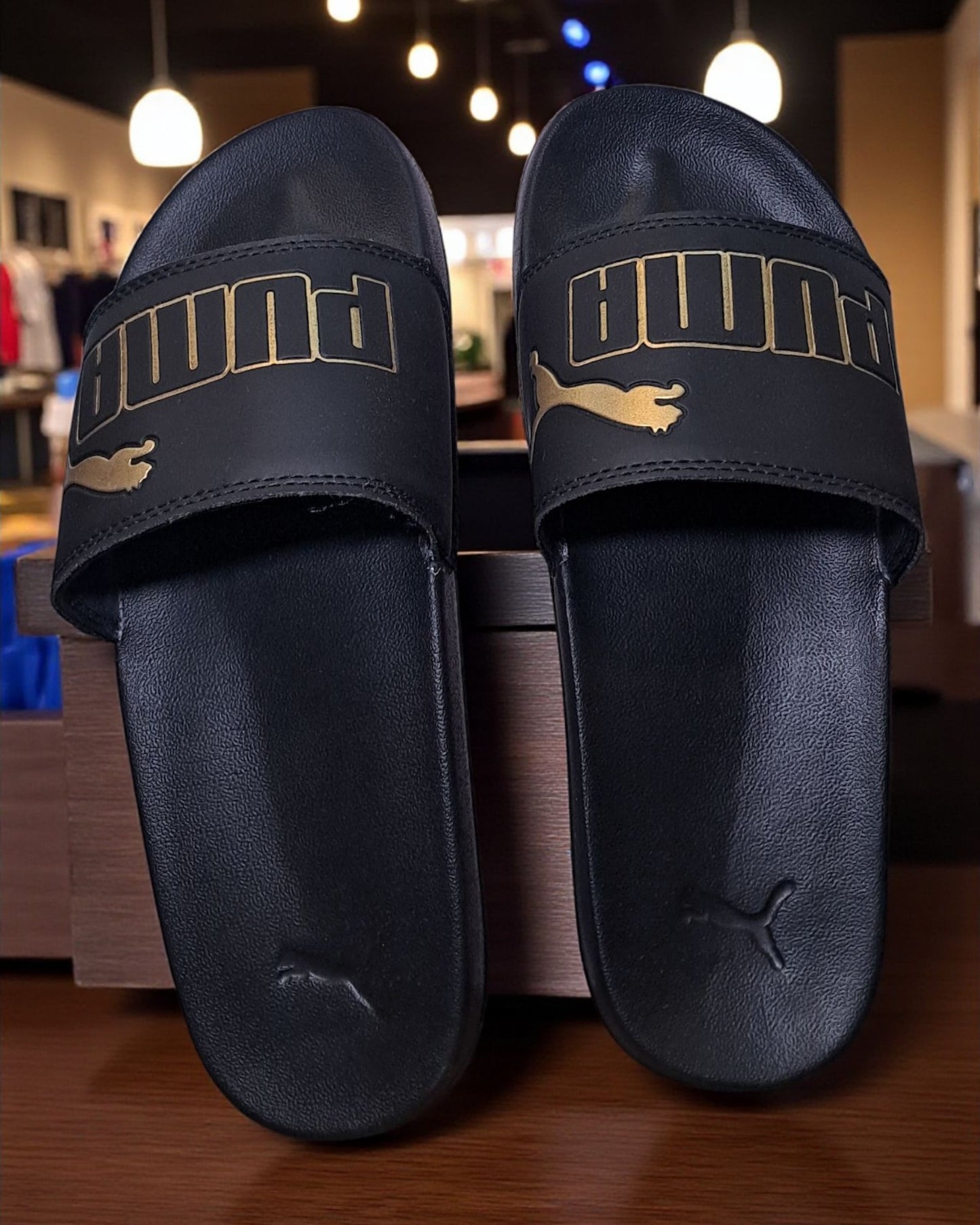 Puma Name and Logo Printed Slipper Black 01