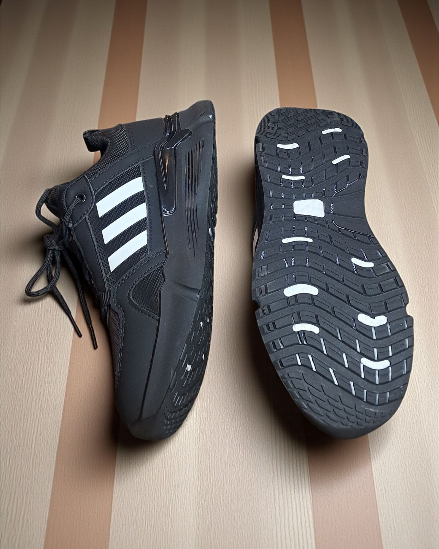 Fashion Star Wars Mandalorian Runner Shoes Black White